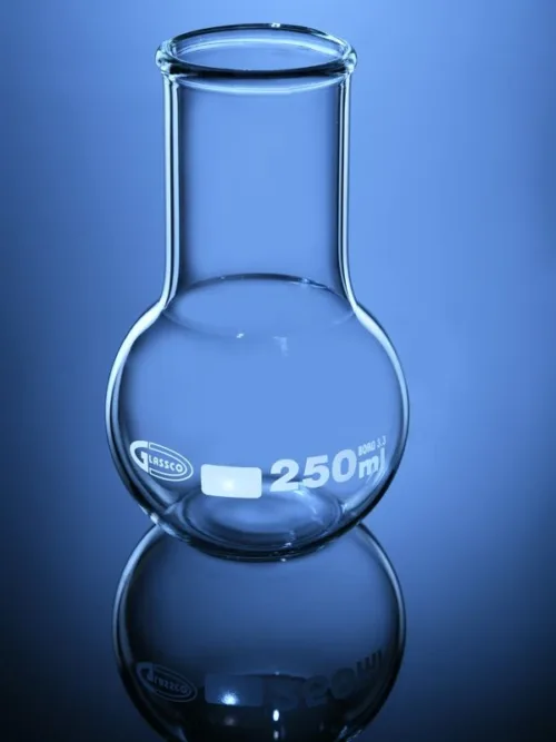 Borosilicate glass round bottom flask (Florence flask) for chemistry lab