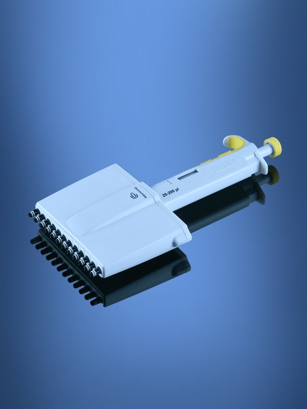 Twelve Channel Micropipette