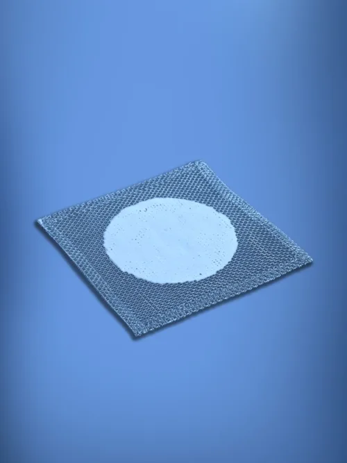 Laboratory wire gauze with ceramic center